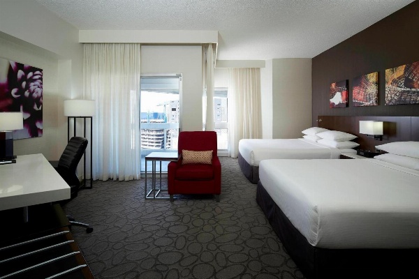 Delta Hotels by Marriott Montreal image 6